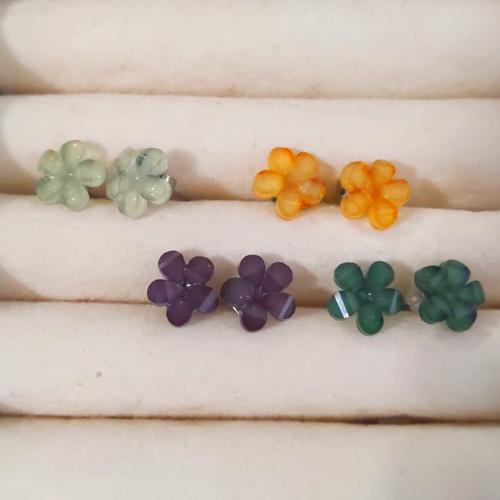 Set of 4 flower earrings
